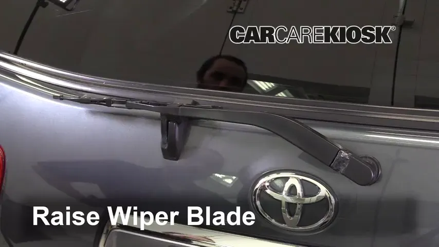 2008 Toyota Sequoia Limited 5.7L V8 Windshield Wiper Blade (Rear)